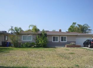 17393 Hibiscus St, Fontana, CA 92335