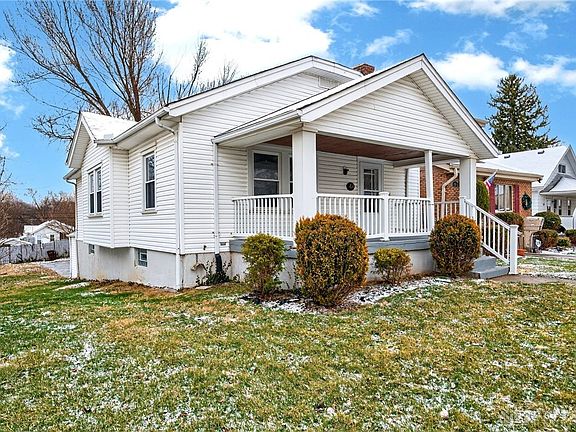 3rd image of 44 Fer Don Rd