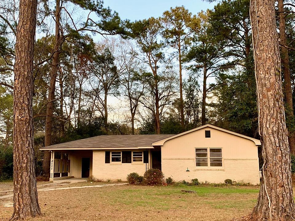 1st image of 2111 Azalea Dr