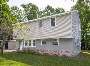 35 Longedge Rd, Clinton, MA 01510