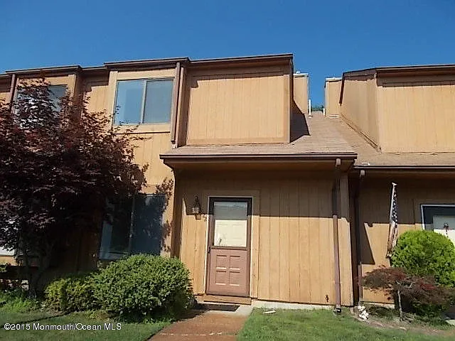 922 Sandra Pl photo 1