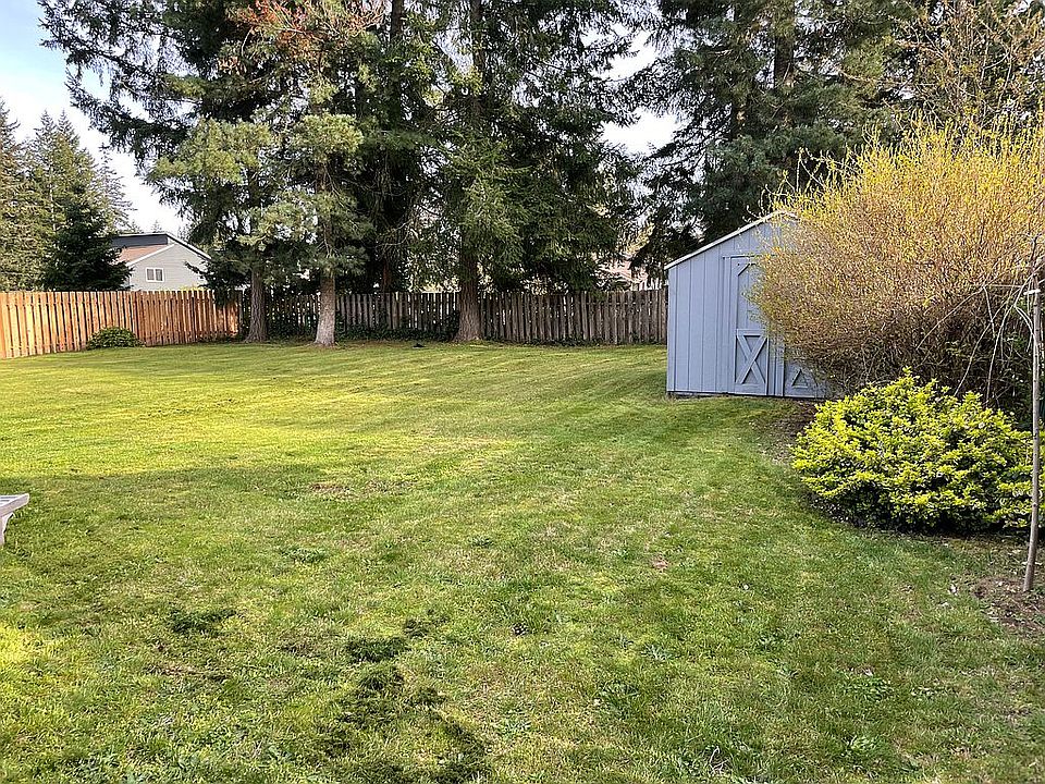 2nd image of 2844 SE Amelia Ct
