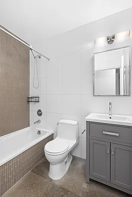 Rented by SERHANT. | media 6