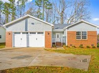 100 Webster Rd, Greensboro, NC 27406