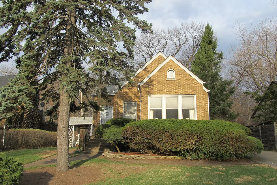 1038 Forest Hill St photo 1