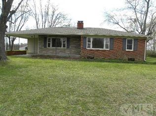 878 W Main St, Hohenwald, TN 38462