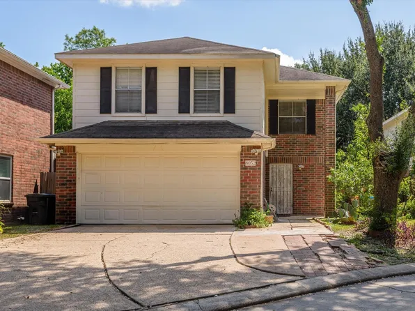 8052 Golf Green Cir, Houston, TX 77036
