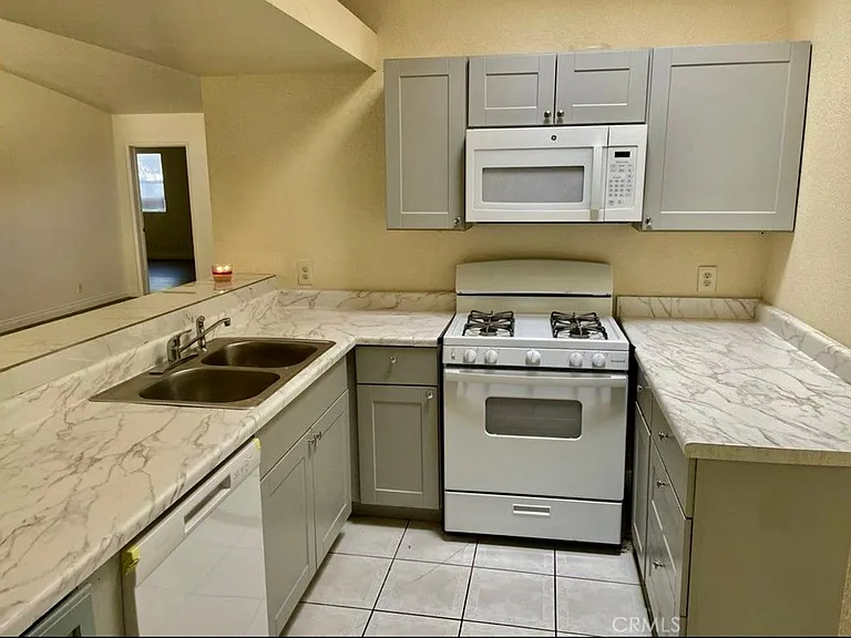 31101 Avenida El Pueblo — Photo 10
