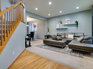 9236 Queensland Ln N, Maple Grove, MN 55311