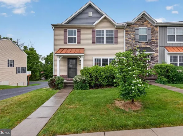 5005 Laurel Valley Ln, Enola, PA 17025