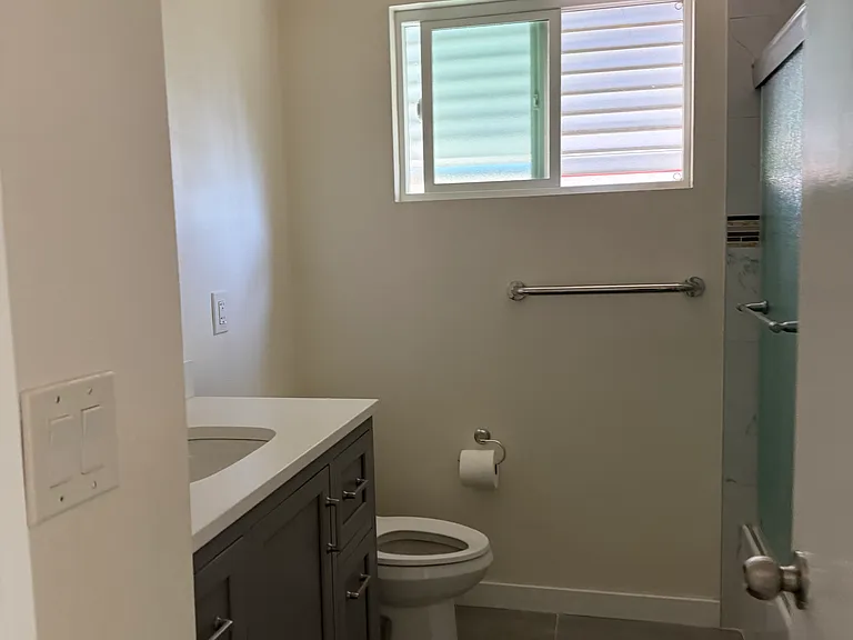 612 S Sylvan St — Photo 7