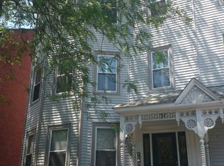 313 K St APT 2, South Boston, MA 02127