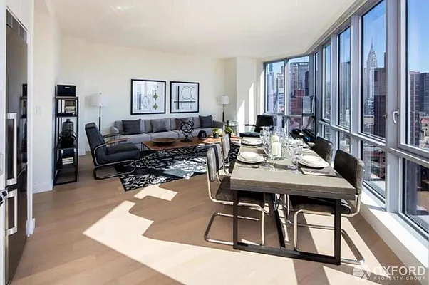 Rented by Oxford Property Group | media 2