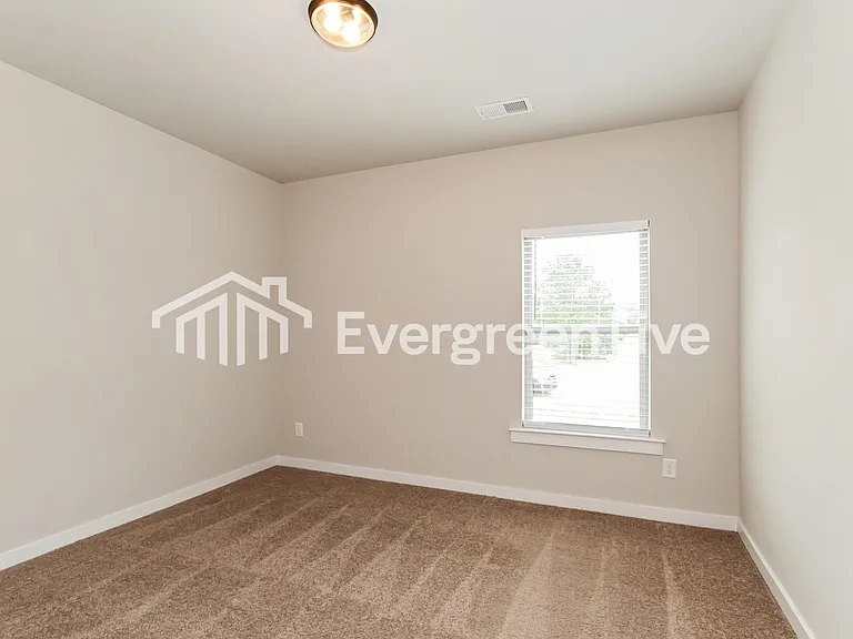 67 Wolf Ln — Photo 11