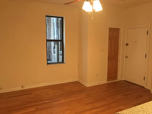 Rented by Aryeh Realty | media 10