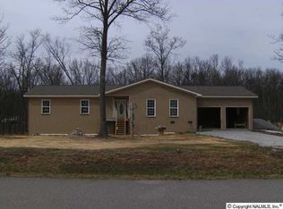 111 Ridgecreek Dr, Gurley, AL 35748