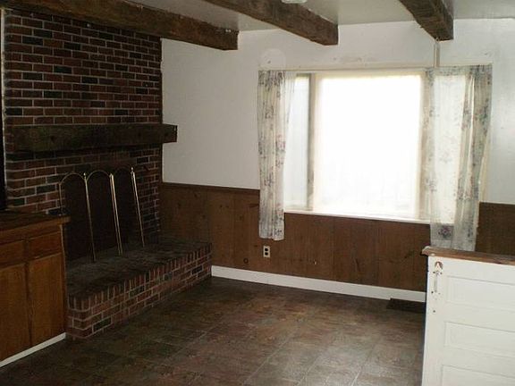Dining Area w/Fireplace