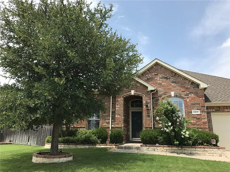 2413 Bridgeport Dr — Photo 16