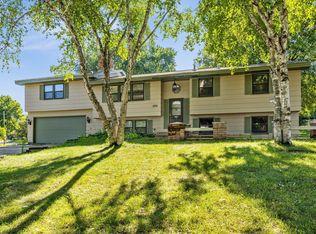 2713 Terrace Dr, Burnsville, MN 55337