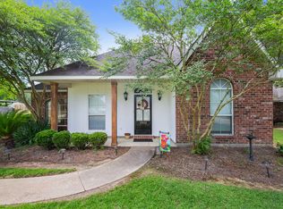 25932 Natchez Ave, Denham Springs, LA 70726