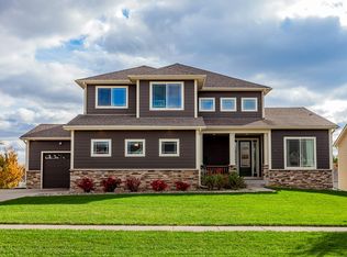 6128 Acadia Dr, West Des Moines, IA 50266