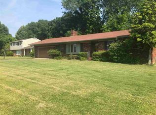 325 Barton Cir, Paducah, KY 42003