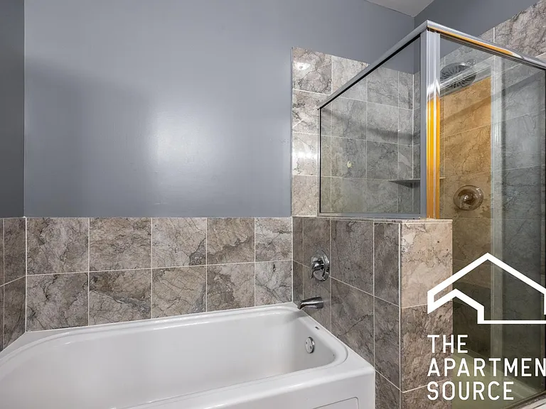 1464 S Michigan Ave #206 — Photo 7