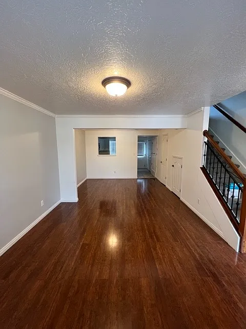 2 bed, 1.5 bath, 1070 sqft, $1,975 — Photo 2