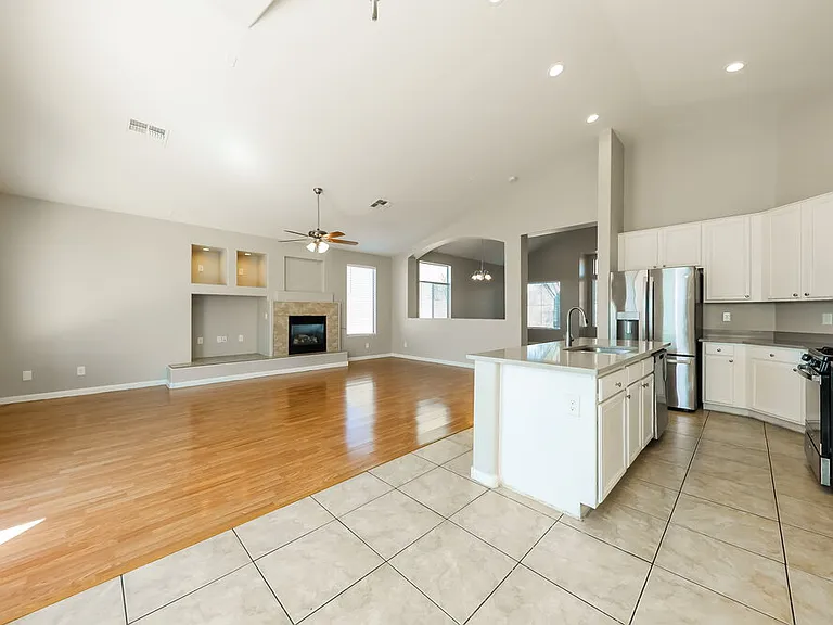 6427 W Silver Sage Ln — Photo 6