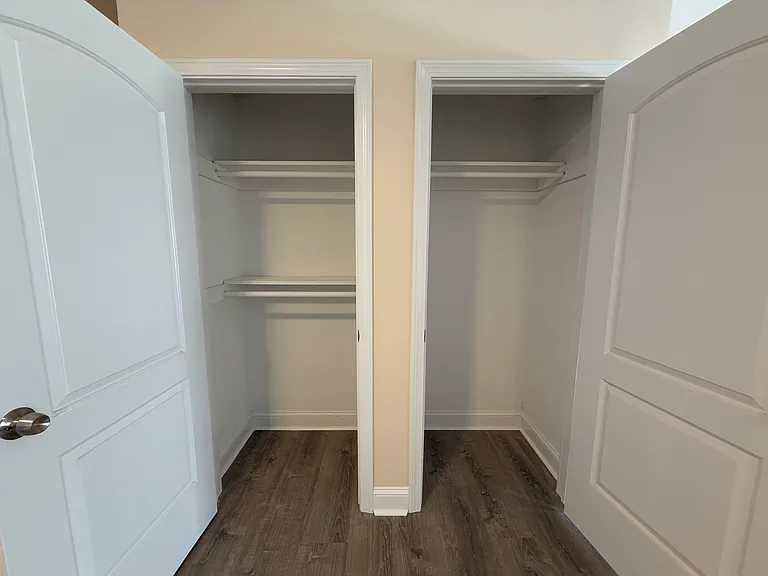 115 Main St #18 — Photo 9