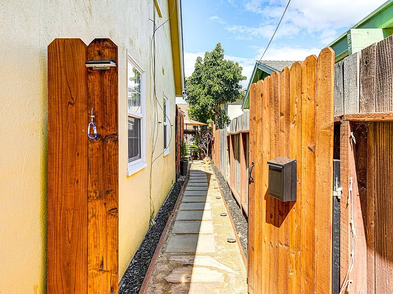 Neighborhood