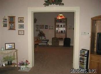 4th image of 120 S Easton St