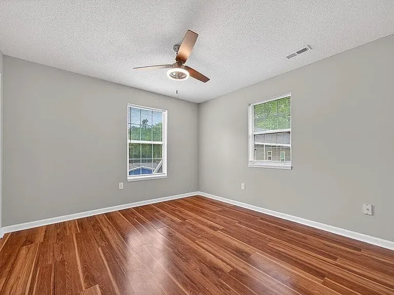 5316 Fayetteville Rd — Photo 18