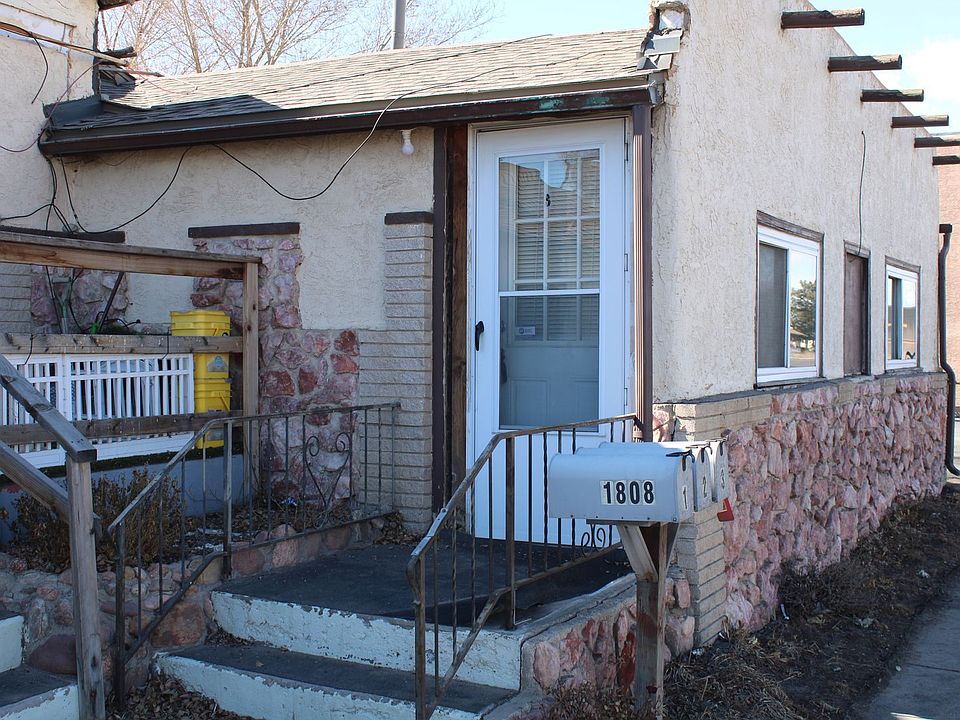 1st image of 1808 Santa Fe Dr #3