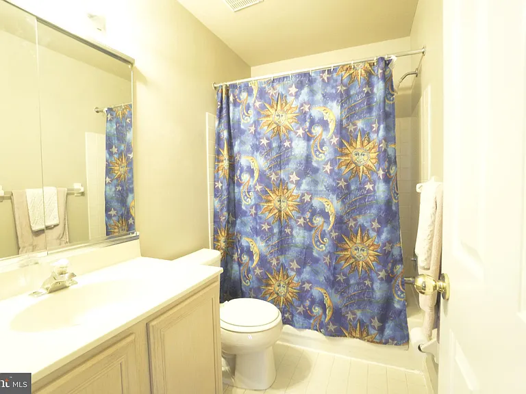 2041 Greenes Way Cir — Photo 28