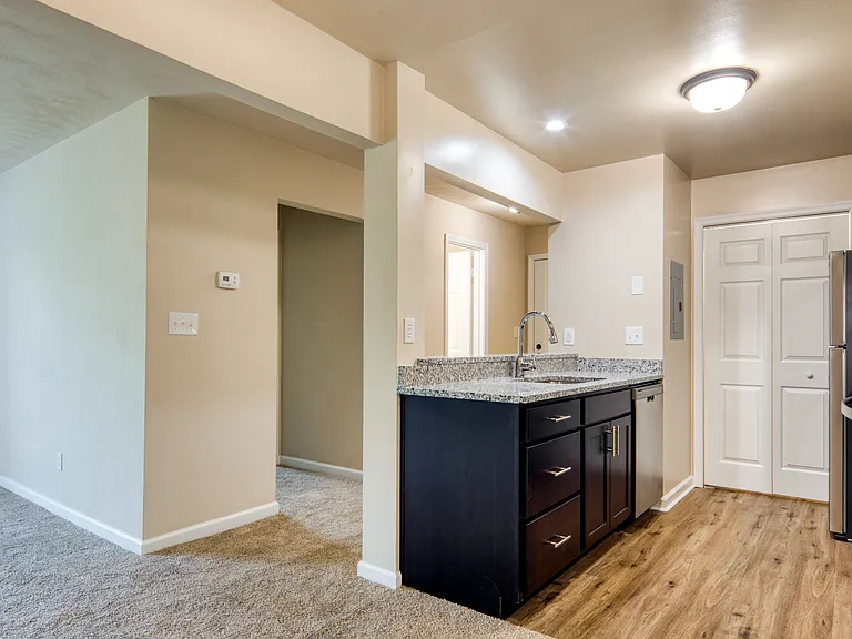 Summer Station Apartments Where Comfort Meets Coastal Living — Photo 127