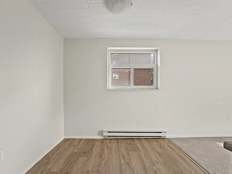 3170 Donnelly St — Photo 12