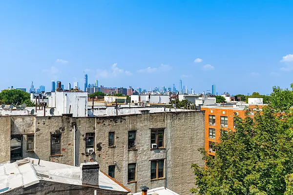 Rented by MNS | media 28