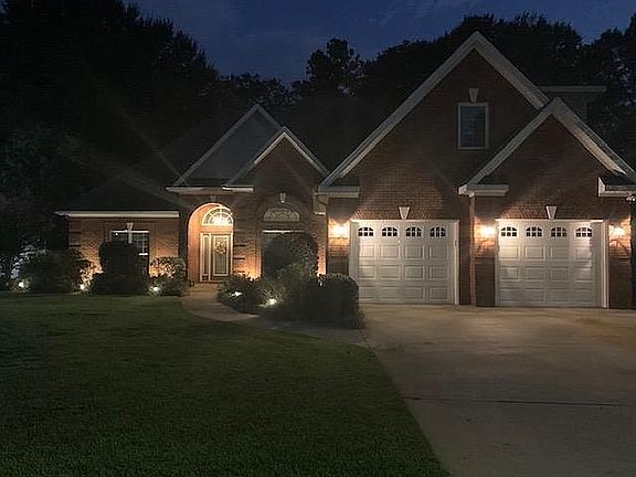 2nd image of 117 Gardenia Dr
