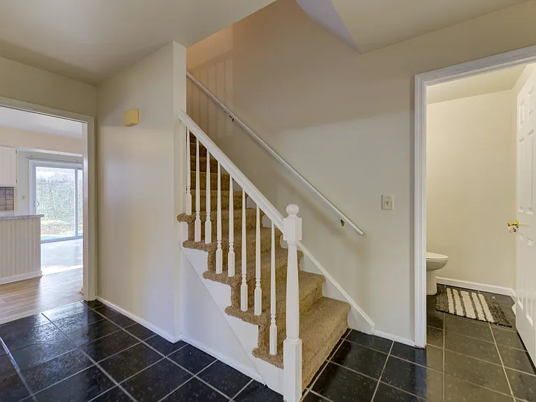 13 Cloverfield Dr — Photo 21