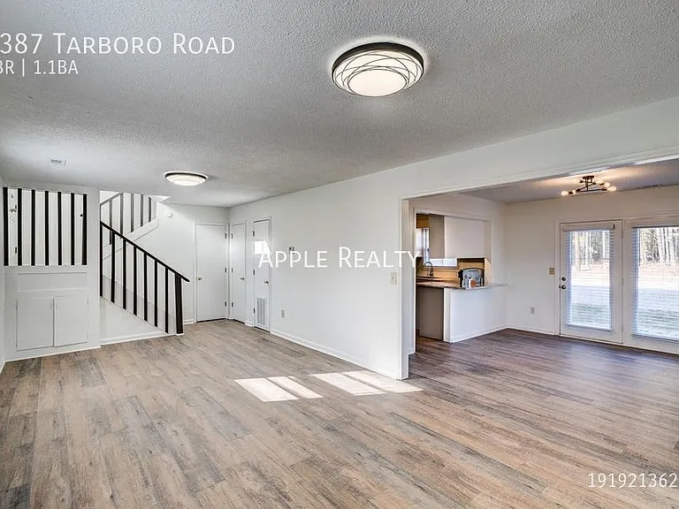 1387 Tarboro Rd — Photo 6