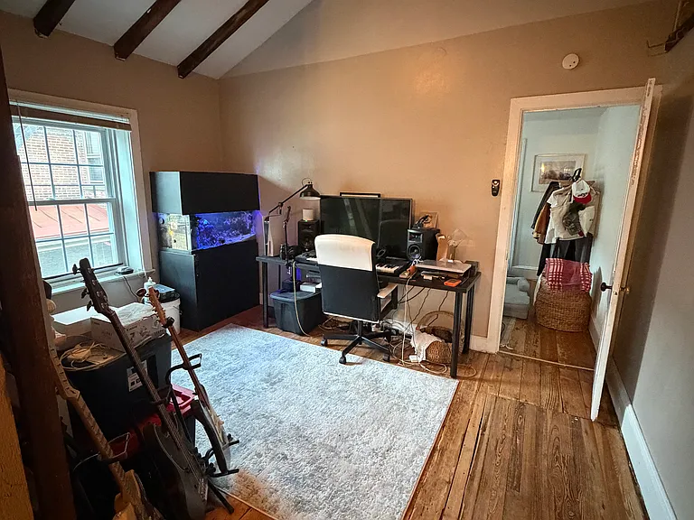 117 S Walnut St #2R — Photo 7
