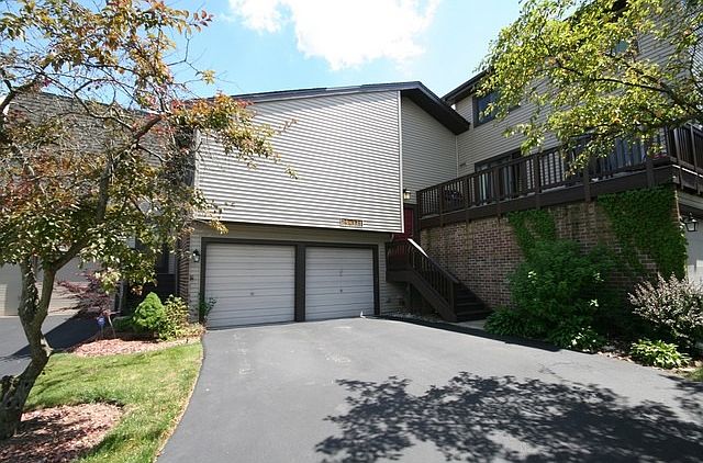 1st image of 29W371 Crabtree Ln