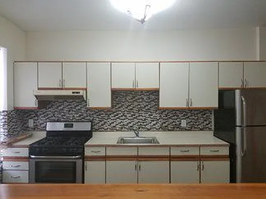 Rented by Voro New York | media 3