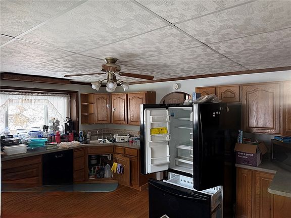 5th image of 10 Weaver Creek Rd