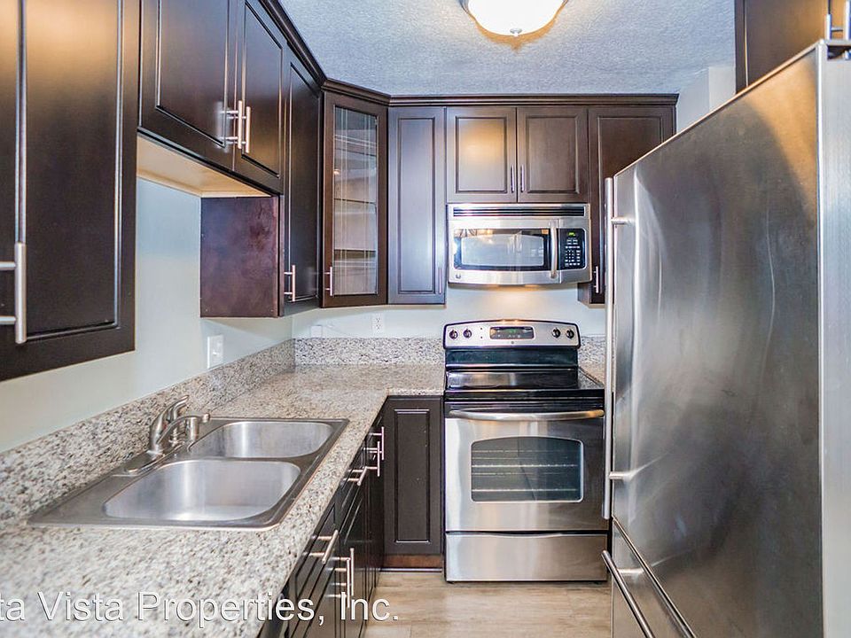 1st image of 4750 Noyes St APT 118