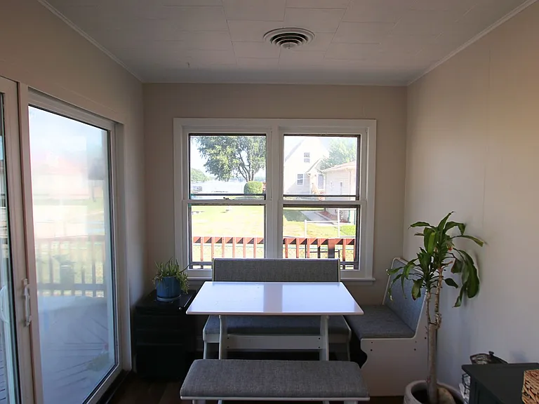 32 Lakeside Ln — Photo 16