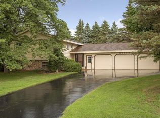 22580 Linden Dr, Rogers, MN 55374