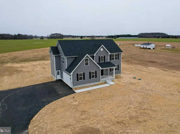 107 Nicholas Ct, New Castle, DE 19720