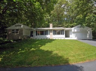 29 Junard Dr, Morristown, NJ 07960